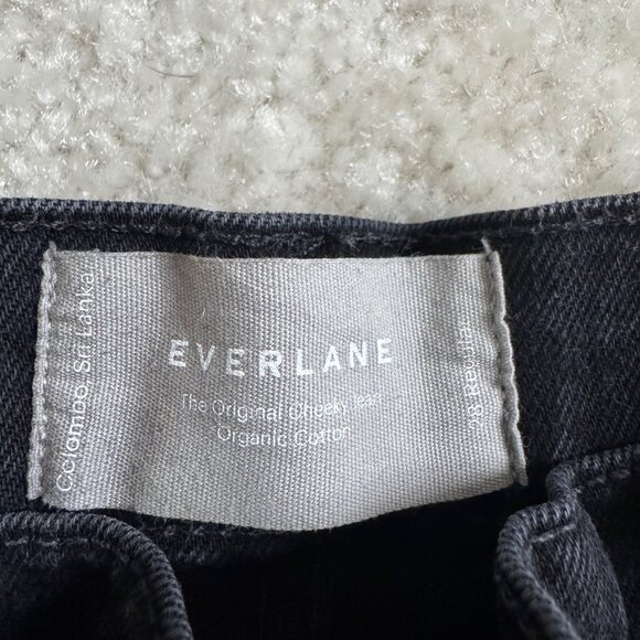 Everlane Original Cheeky Jean – Organic Washed Black • Size 28 Regular, Like New - Picture 3 of 5